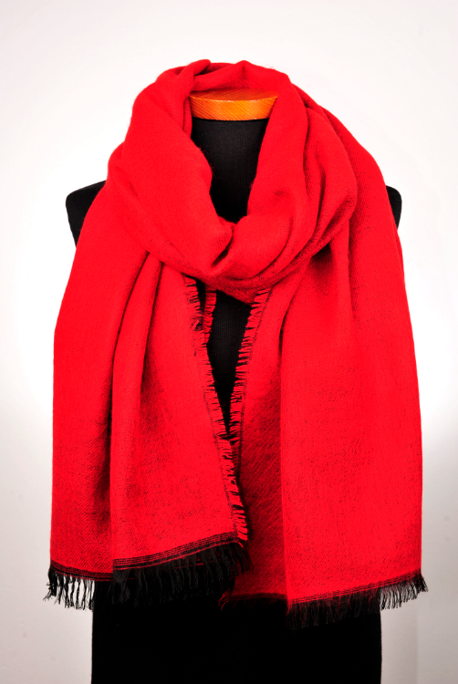 Dubbelgeweven sjaal in 2 kleuren rood-zwart DG020 1 Dubbelgeweven sjaal in 2 kleuren rood-zwart