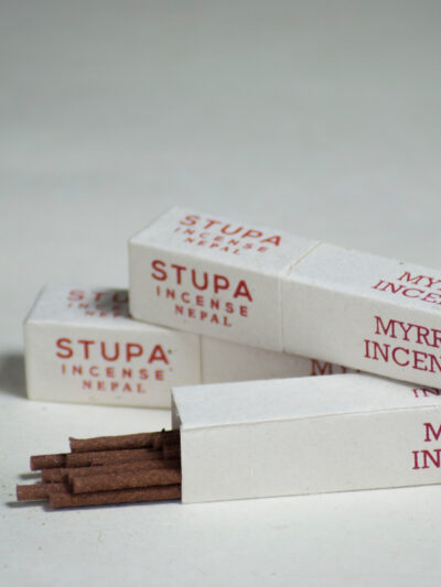 Myrrh wierook in buis